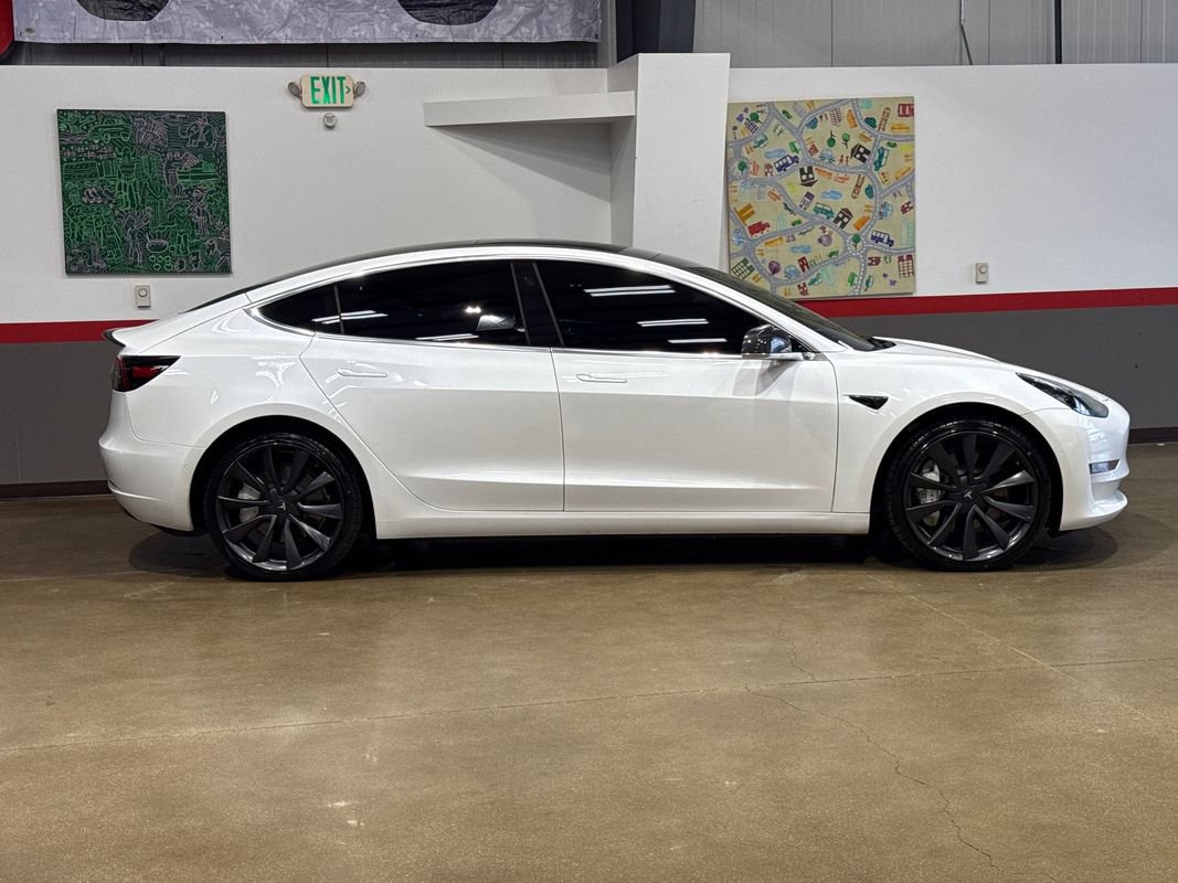 2020 Tesla Model 3 Performance