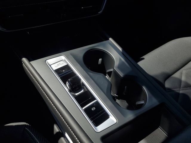 2025 Volkswagen Atlas Cross Sport SE