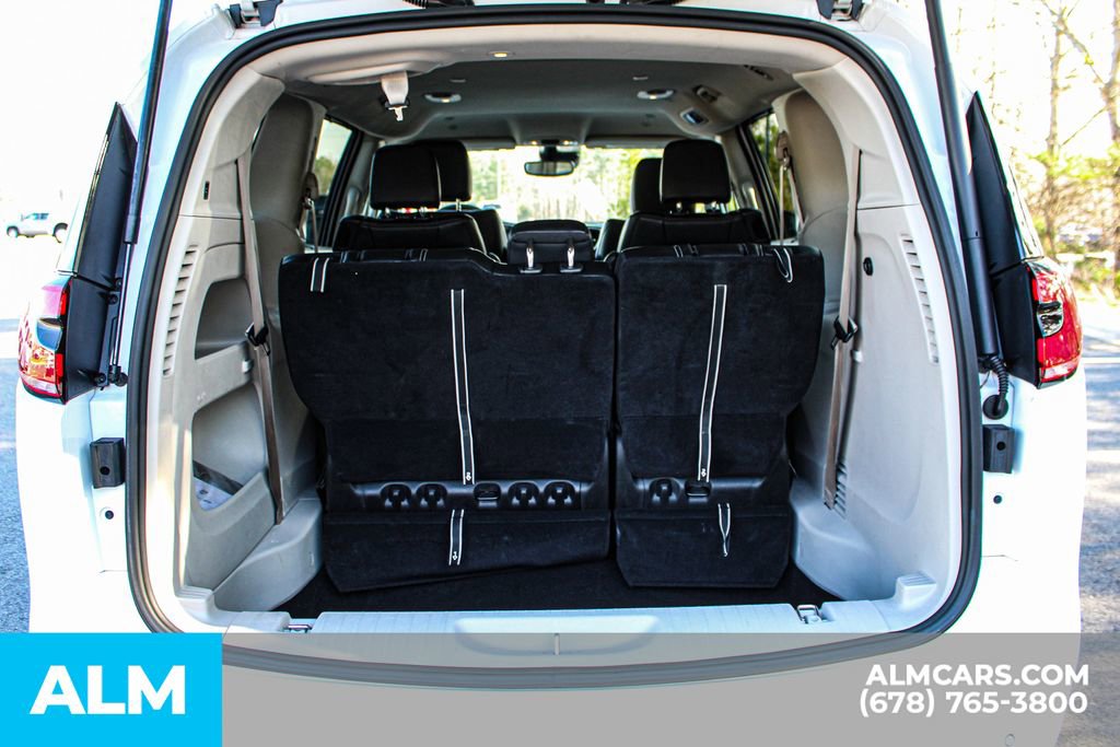 2024 Chrysler Pacifica Touring-L