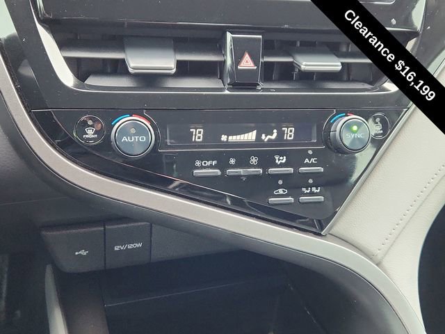 2022 Toyota Camry LE