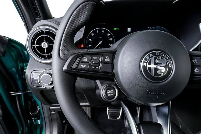 2025 Alfa Romeo Giulia