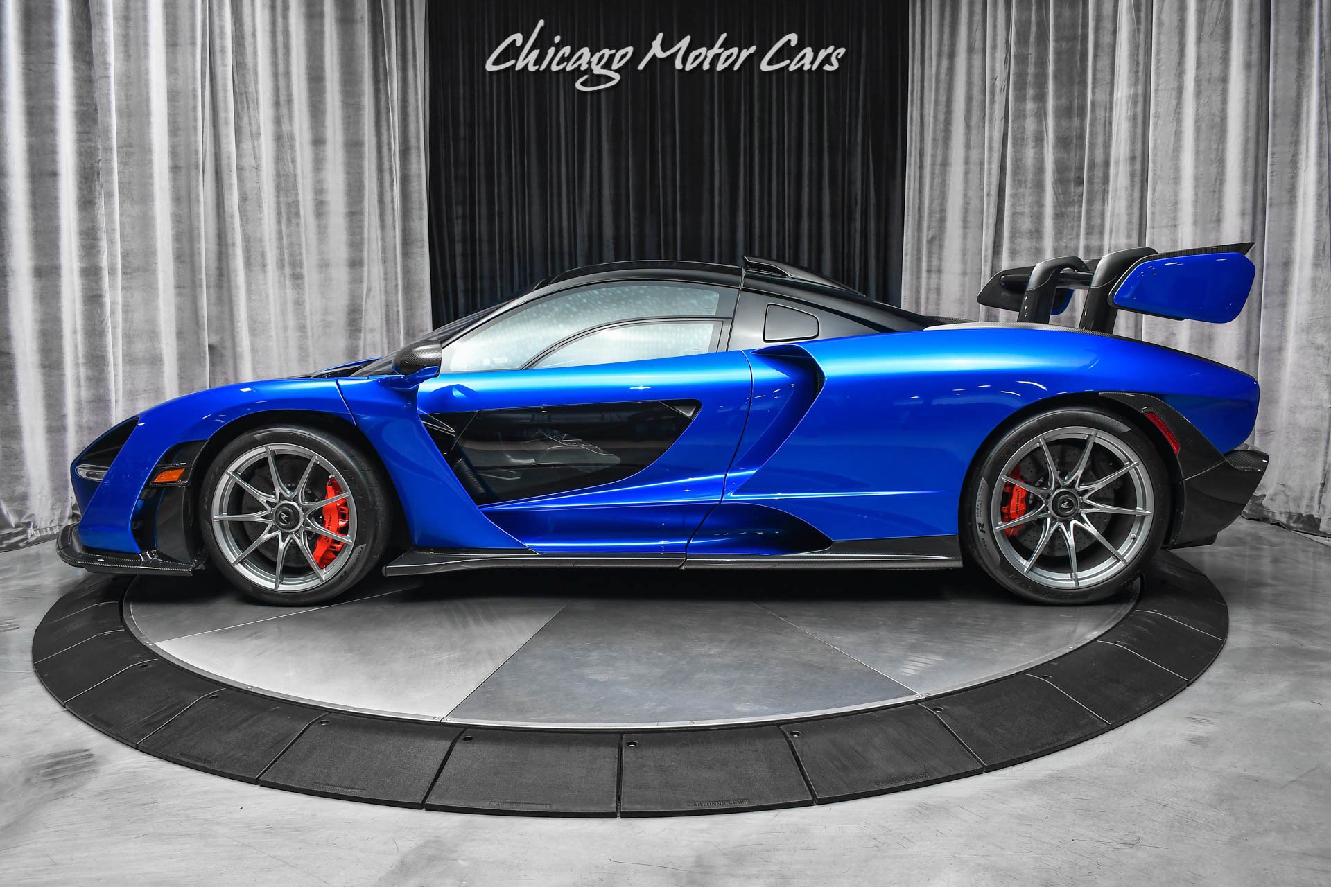 Used 2019 McLaren Senna Coupe ULTRA RARE Only 1685 Mil photo 35