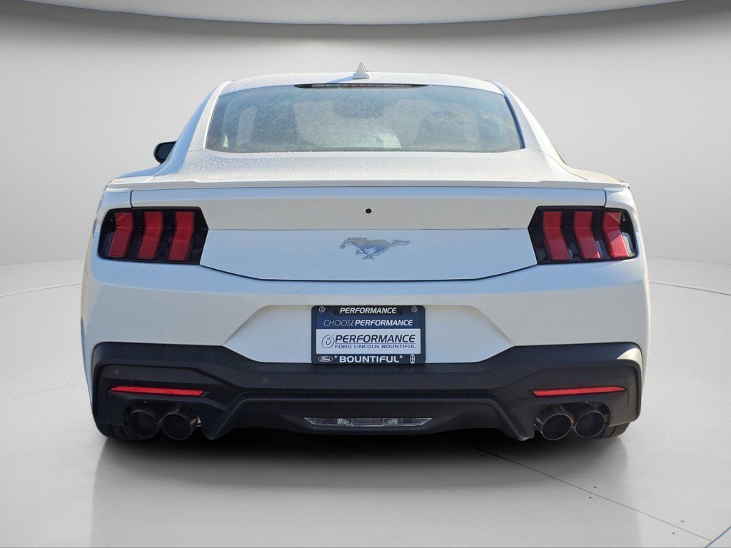 2026 Ford Mustang Premium