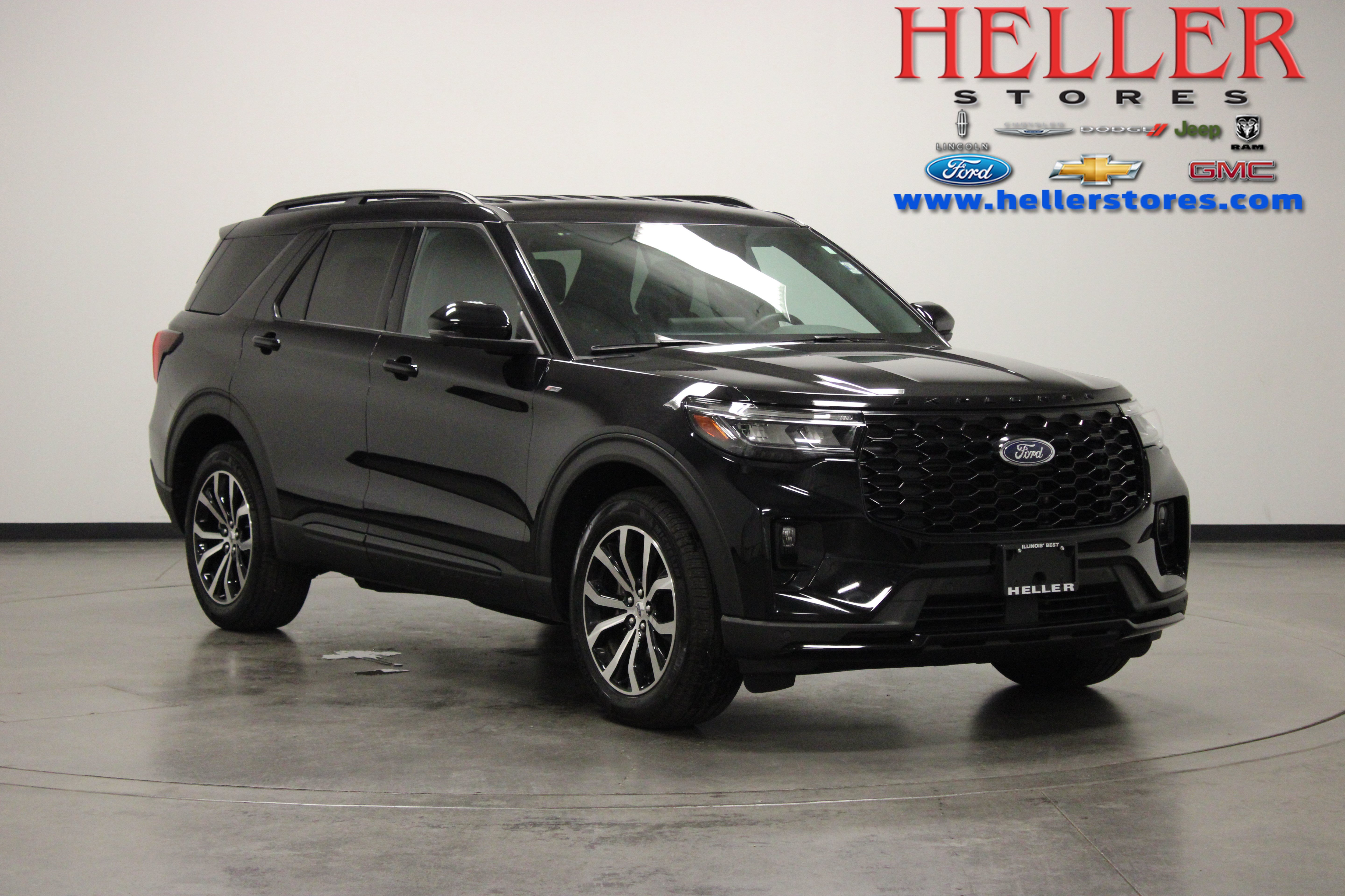 Used 2025 Ford Explorer ST-Line