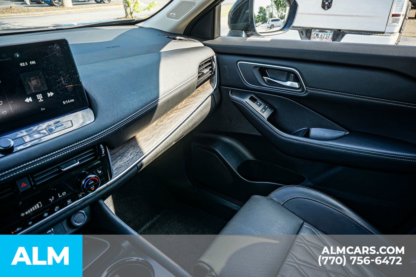 2025 Nissan Rogue Platinum