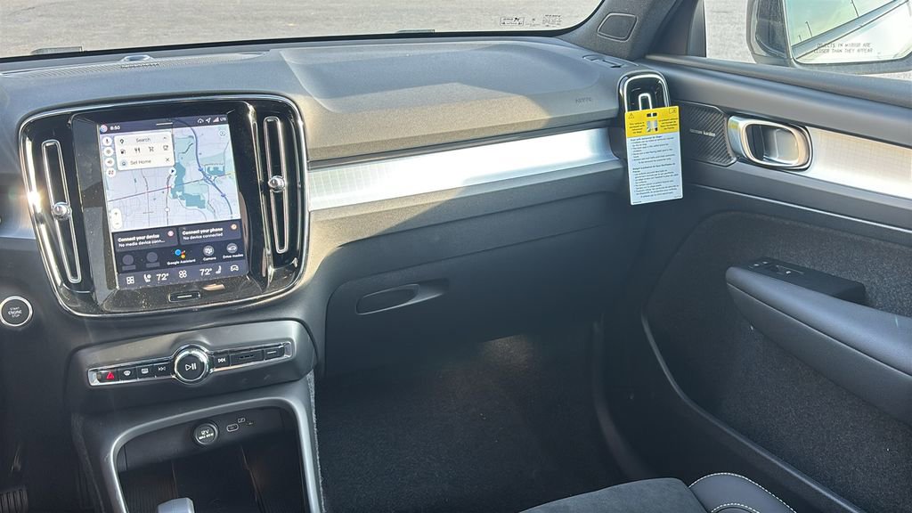 2026 Volvo Xc40 B5 Ultra