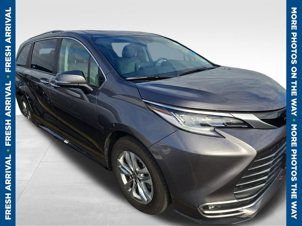Used Toyota Sienna Hybrid for Sale in Cedar Rapids, IA - Autotrader