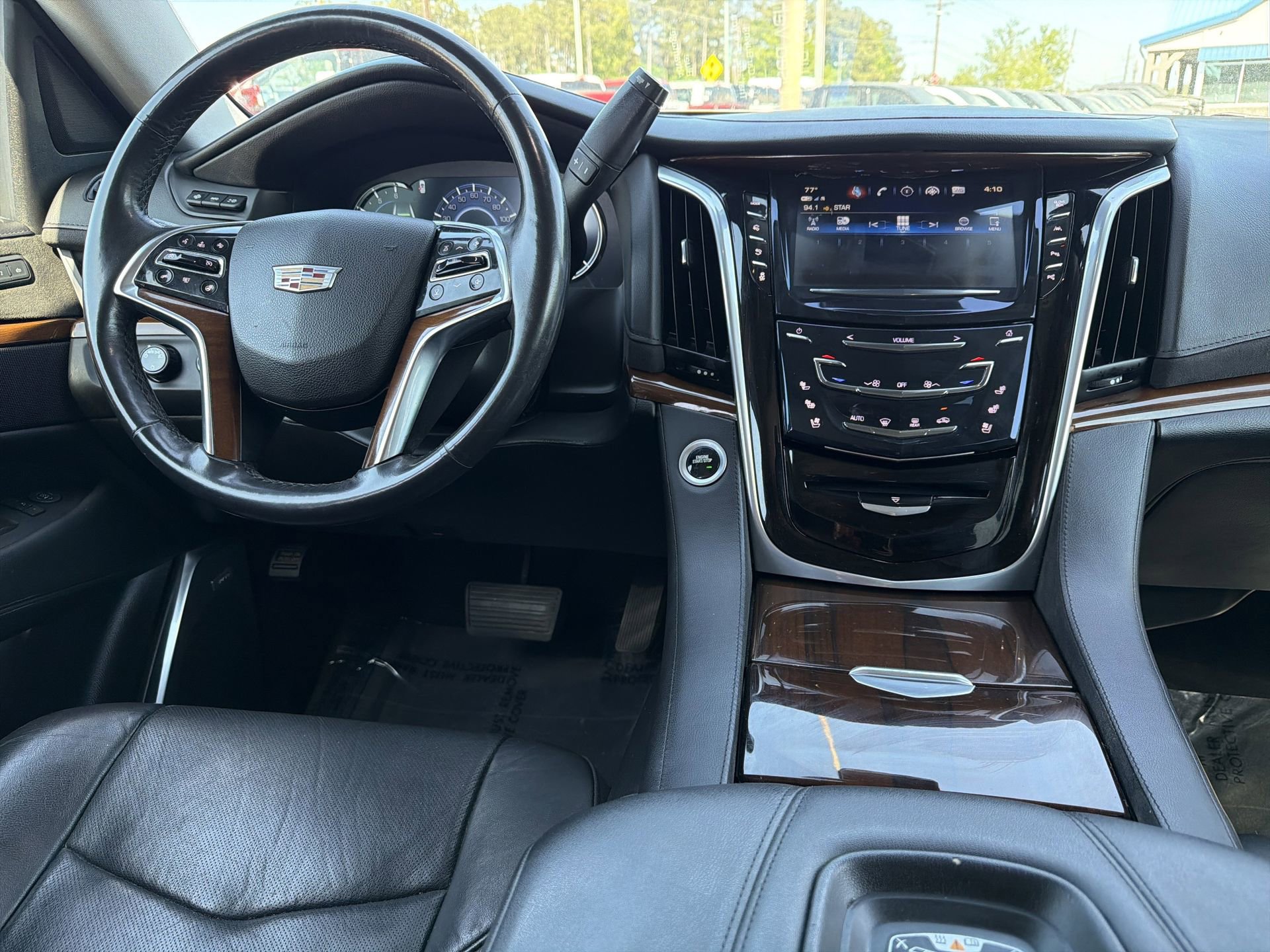 2020 Cadillac Escalade Luxury