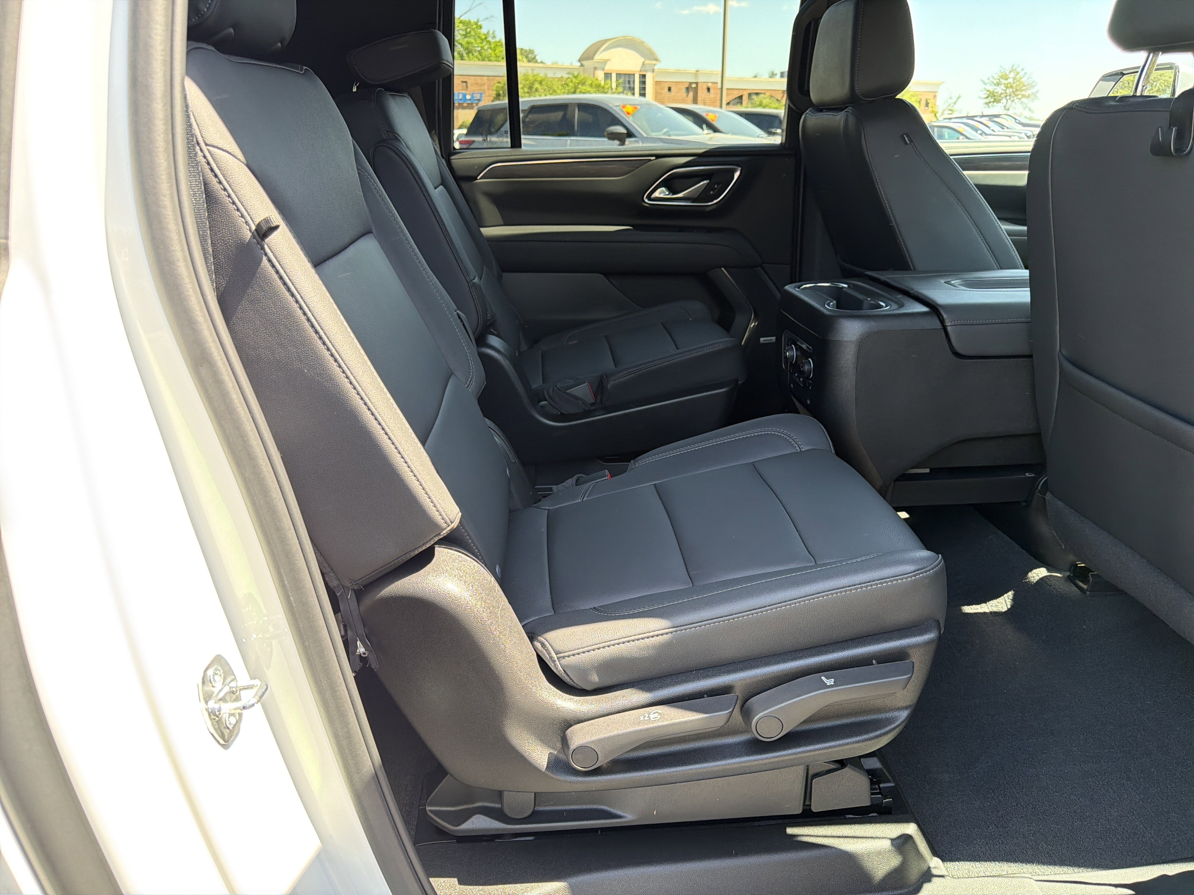 2023 Chevrolet Suburban Z71