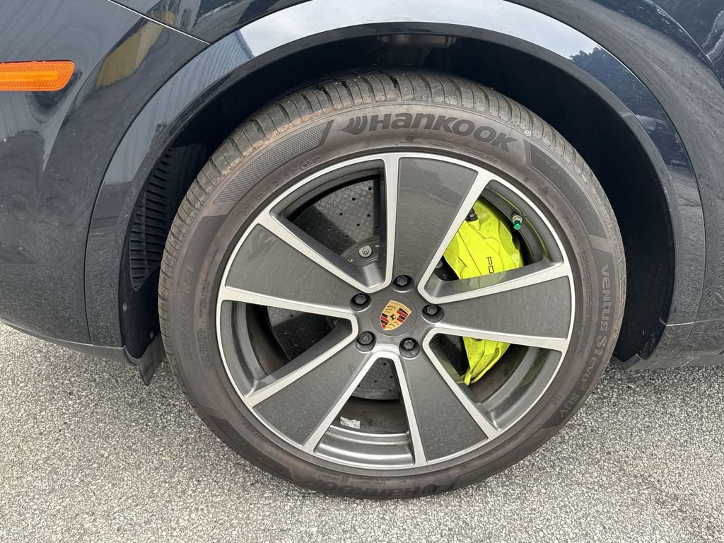 2023 Porsche Cayenne Turbo S