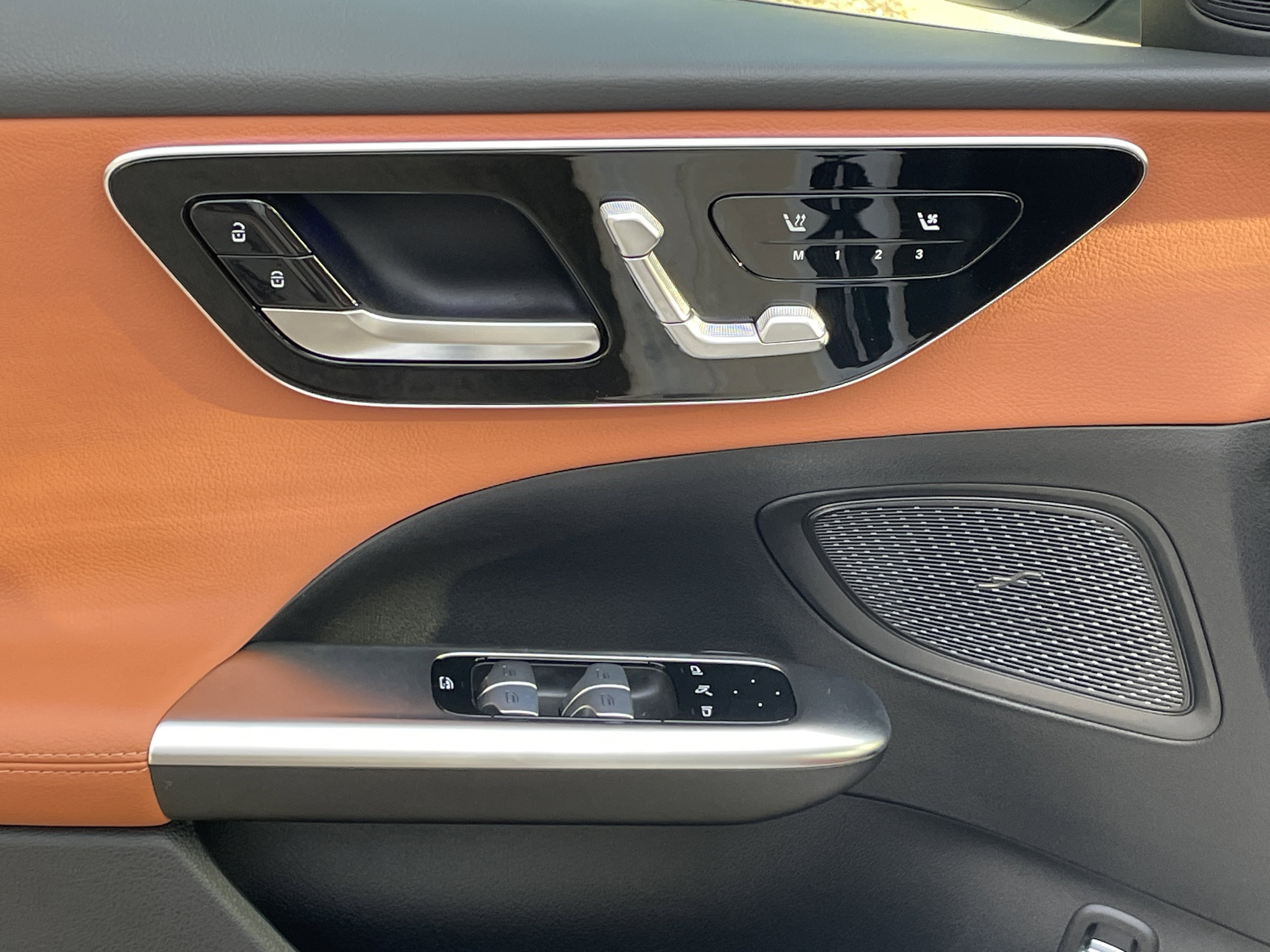 2025 Mercedes-Benz C 300 Sedan