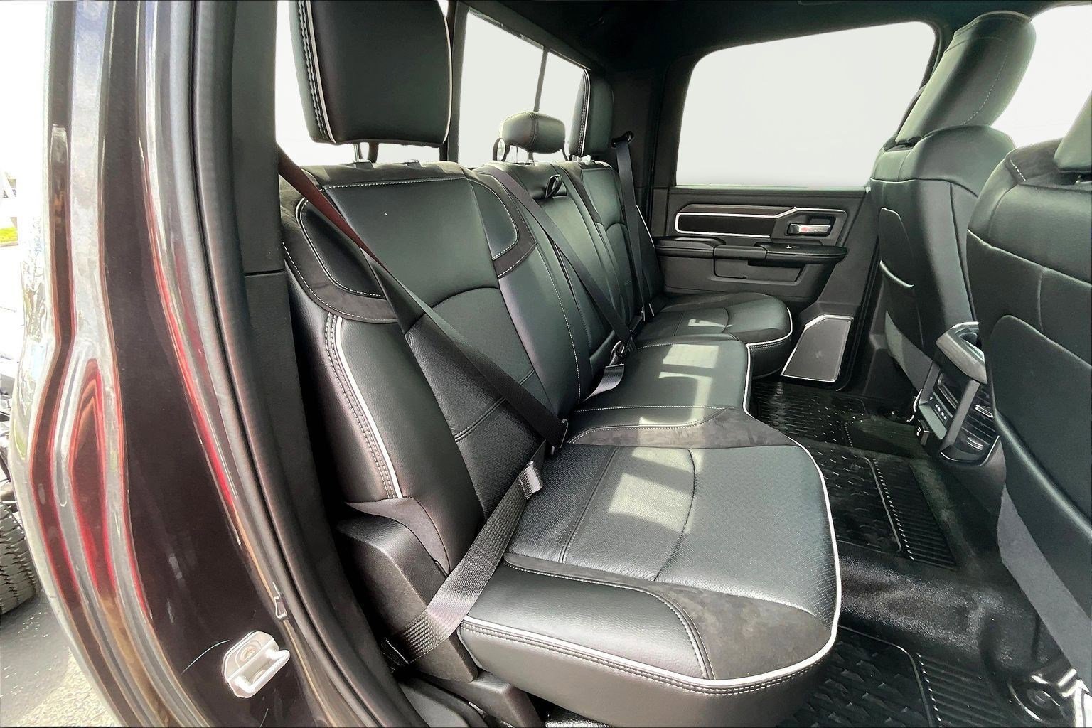 2026 RAM 4500 4x4 Crew Cab DRW