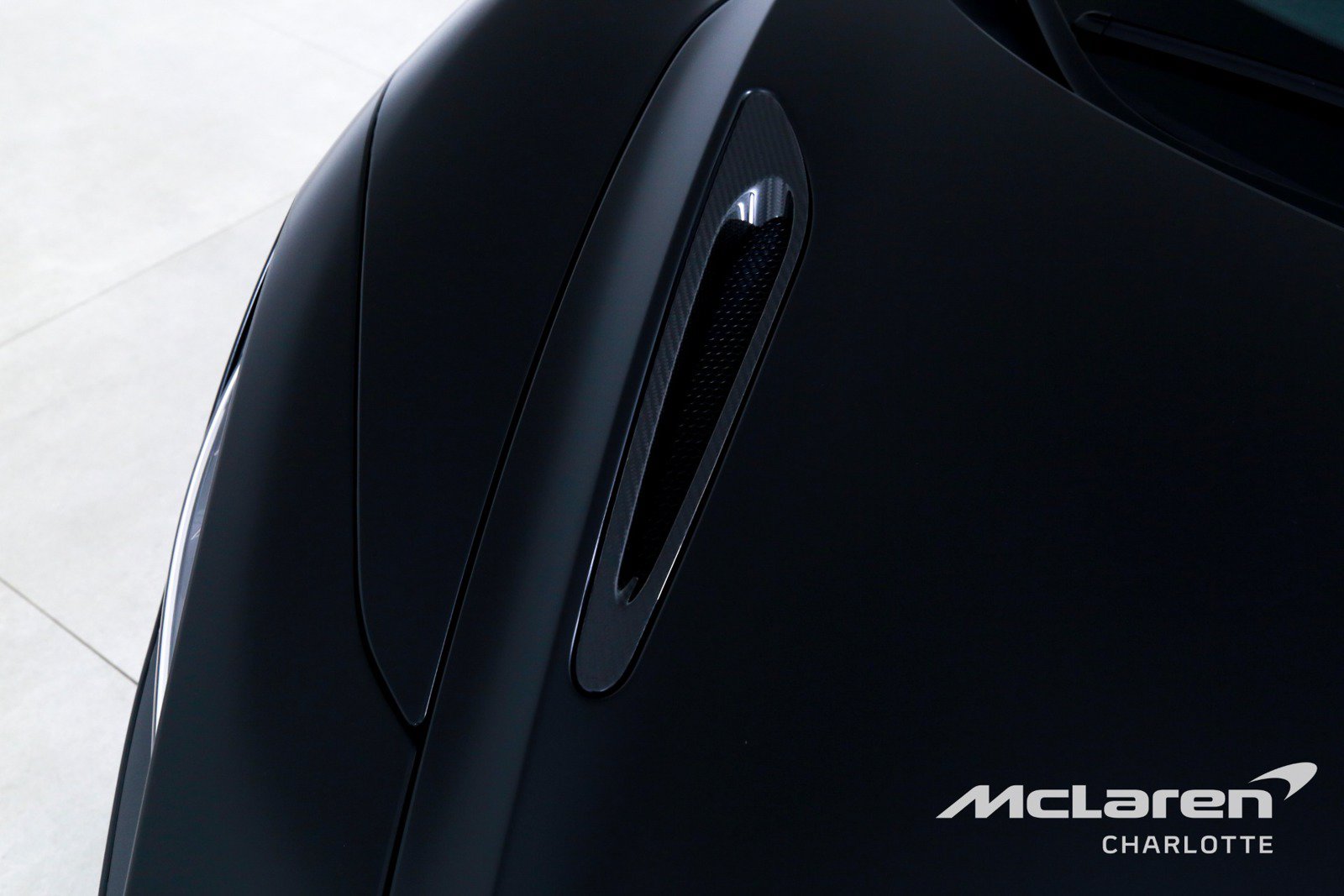 Used 2022 McLaren 720S Spider photo 30