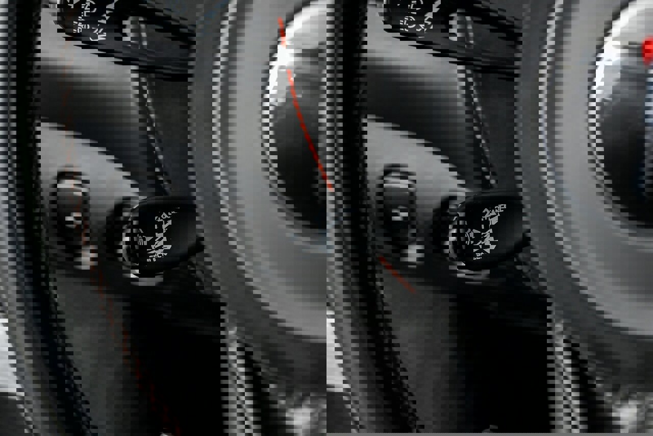 Used 2018 McLaren 720S photo 33