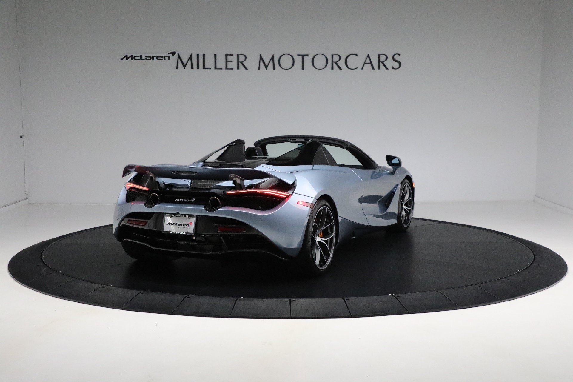 Used 2023 McLaren 720S Performance photo 7