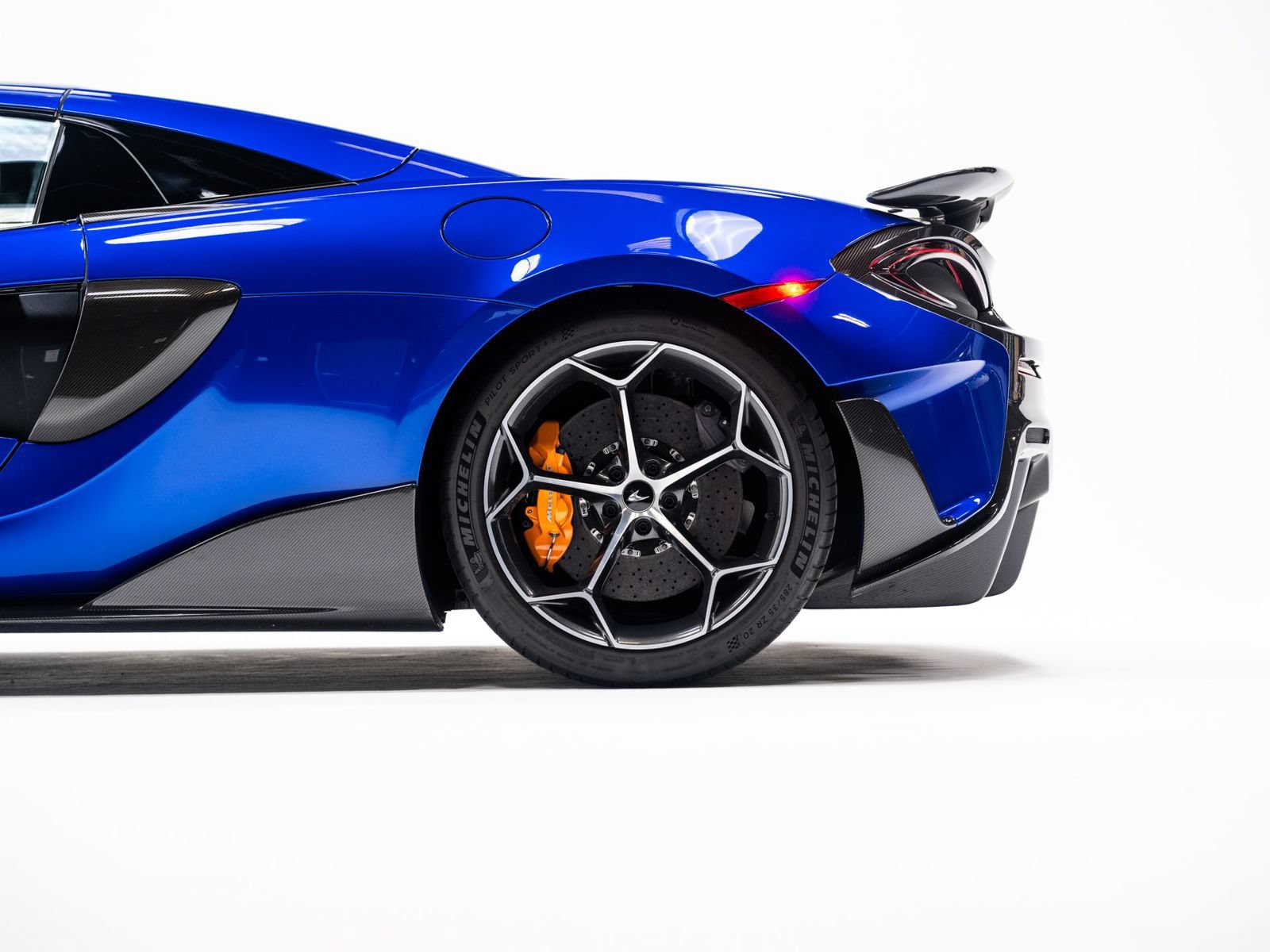 Used 2020 McLaren 600LT Spider photo 14