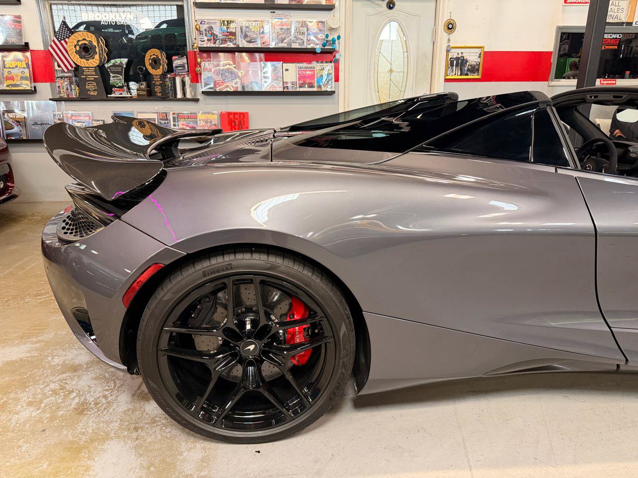Used 2024 McLaren 750S Spider photo 16
