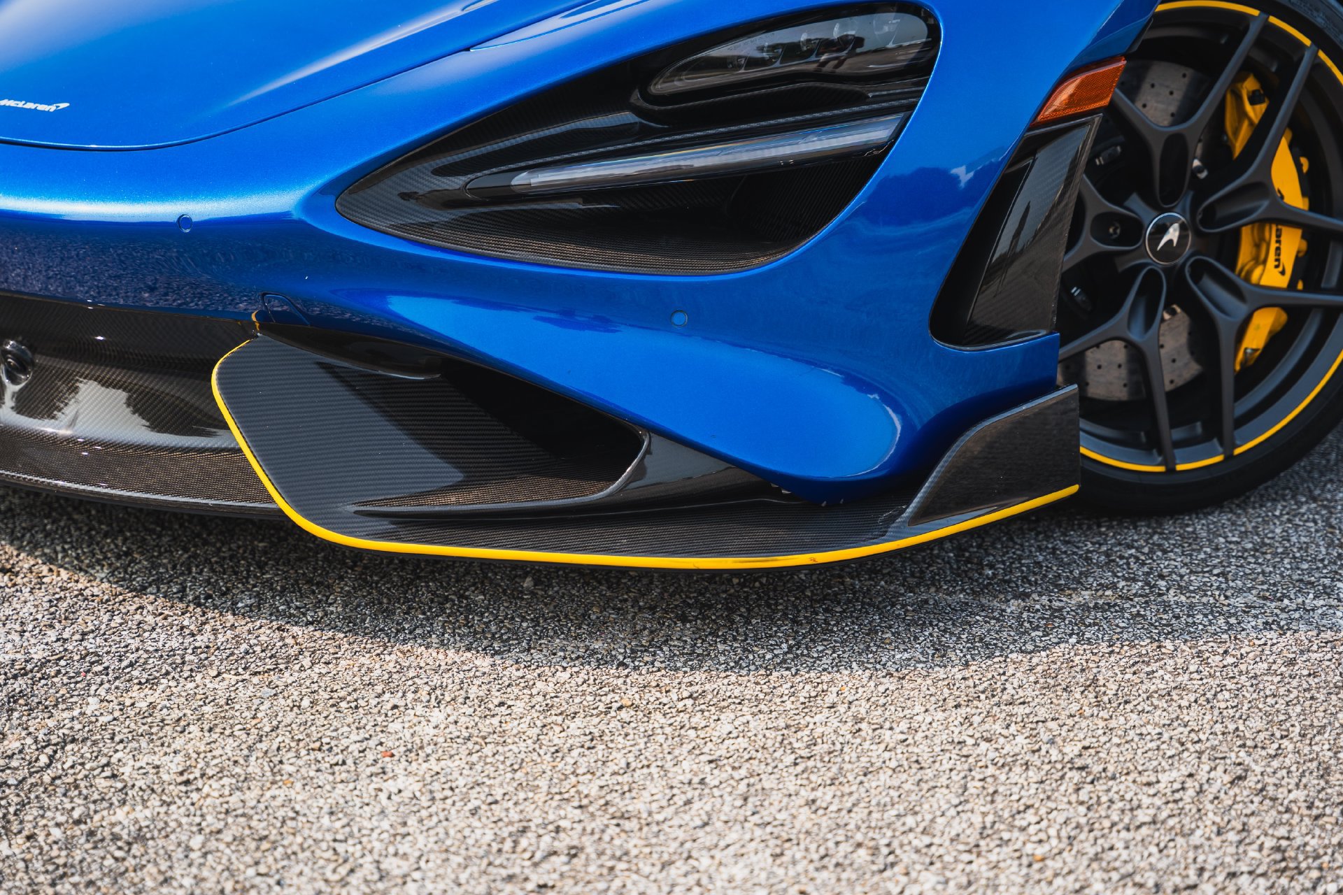 Used 2022 McLaren 765LT photo 11