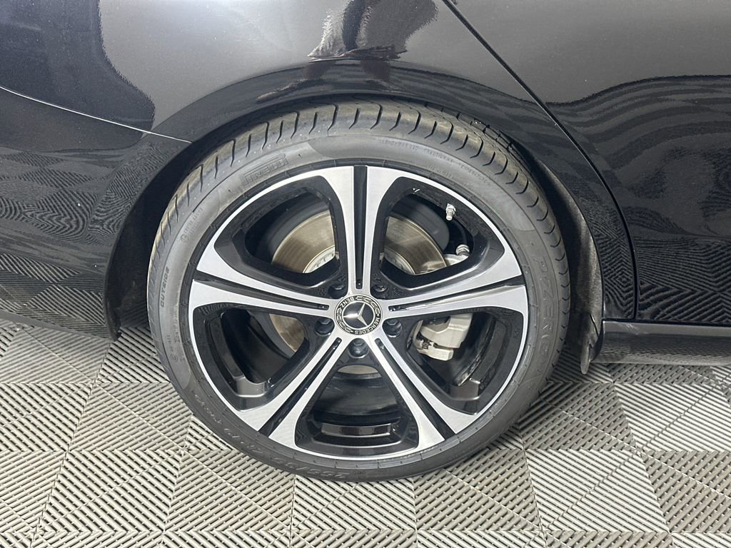 2025 Mercedes-Benz C 300 Sedan