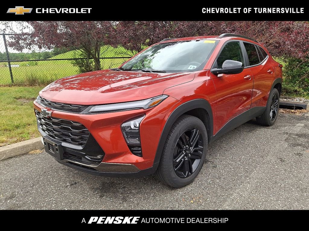 Certified 2024 Chevrolet Trax ACTIV w/ Driver Confidence Package