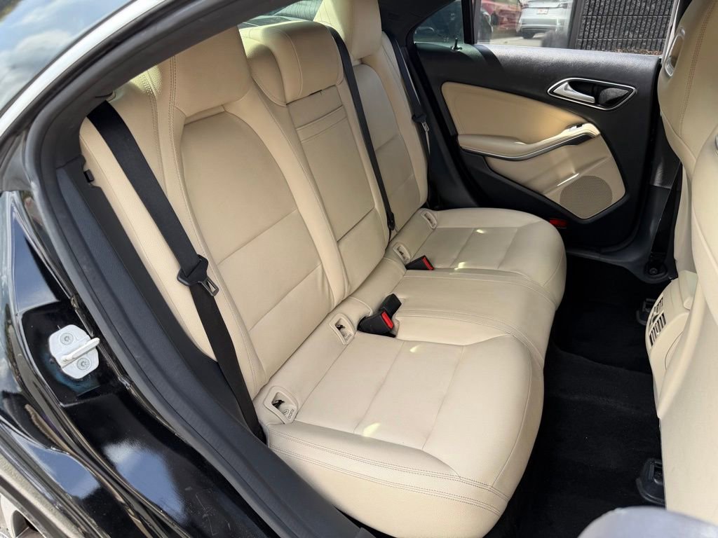 2017 Mercedes-Benz CLA 250