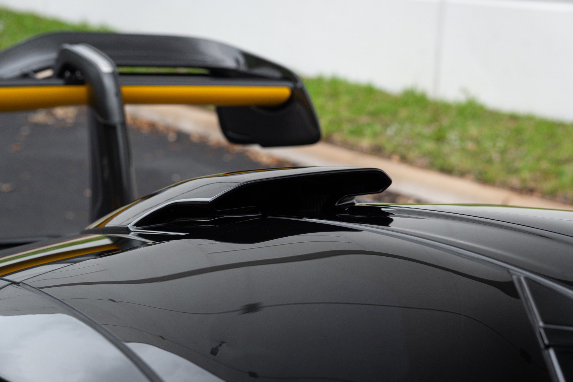 Used 2019 McLaren Senna photo 27