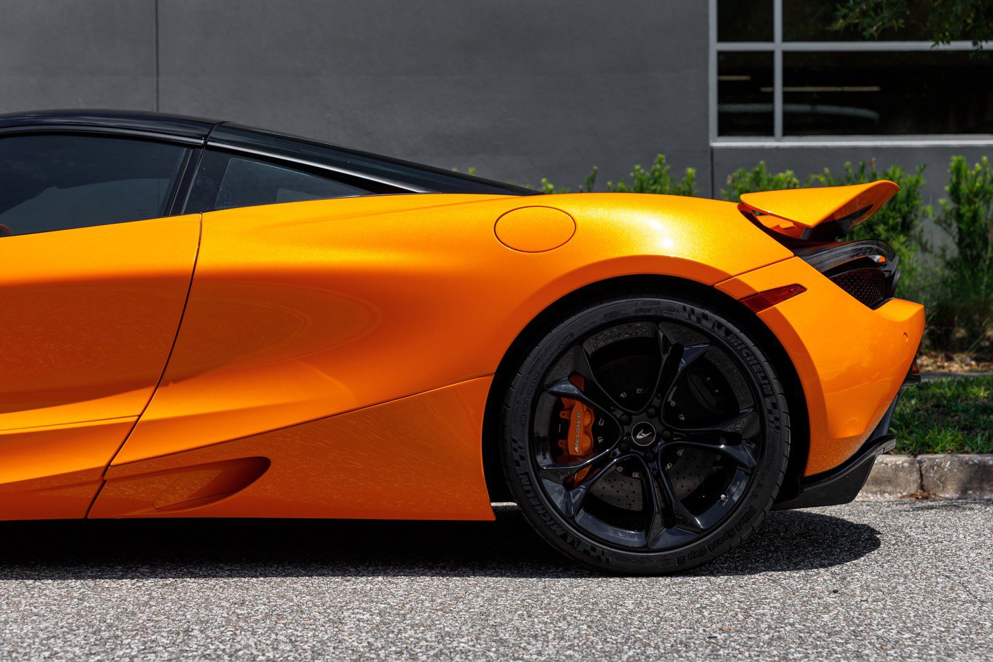 Used 2019 McLaren 720S Luxury photo 21