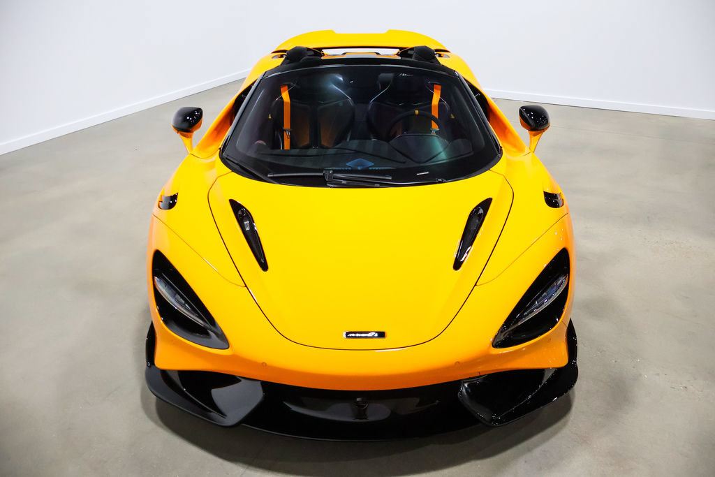 Used 2022 McLaren 765LT photo 30
