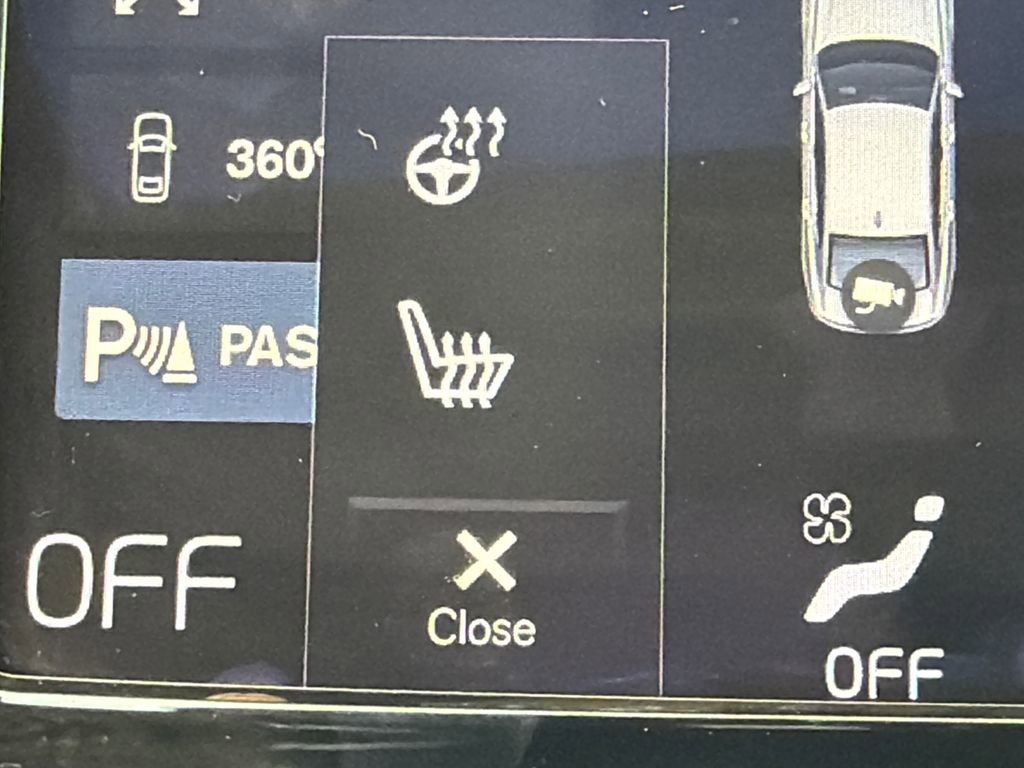 2017 Volvo S90 T6 Momentum