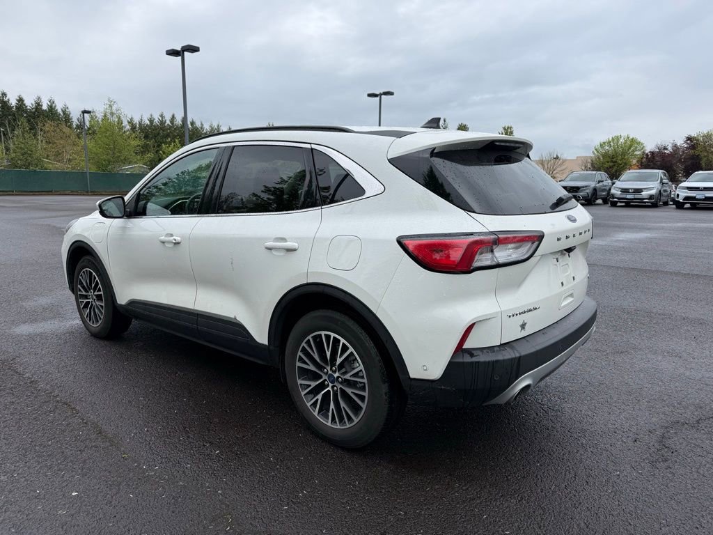 2022 Ford Escape Titanium