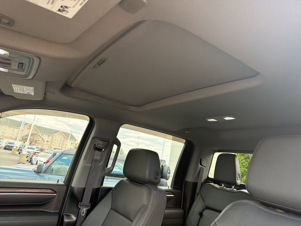 2025 GMC Sierra 2500 SLT