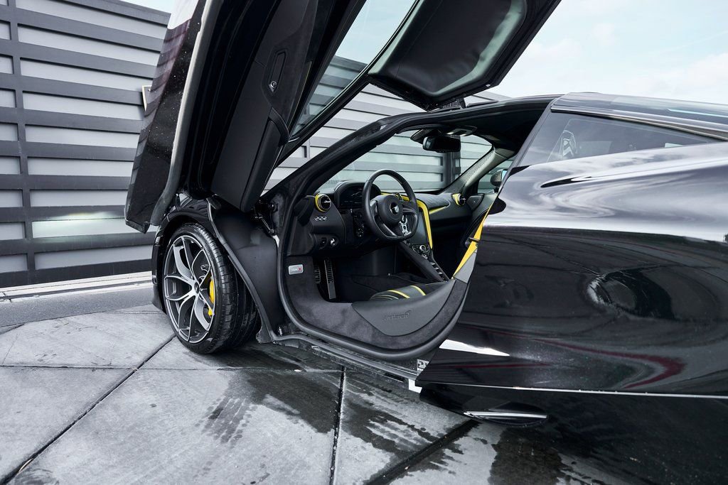 Used 2021 McLaren 720S photo 35