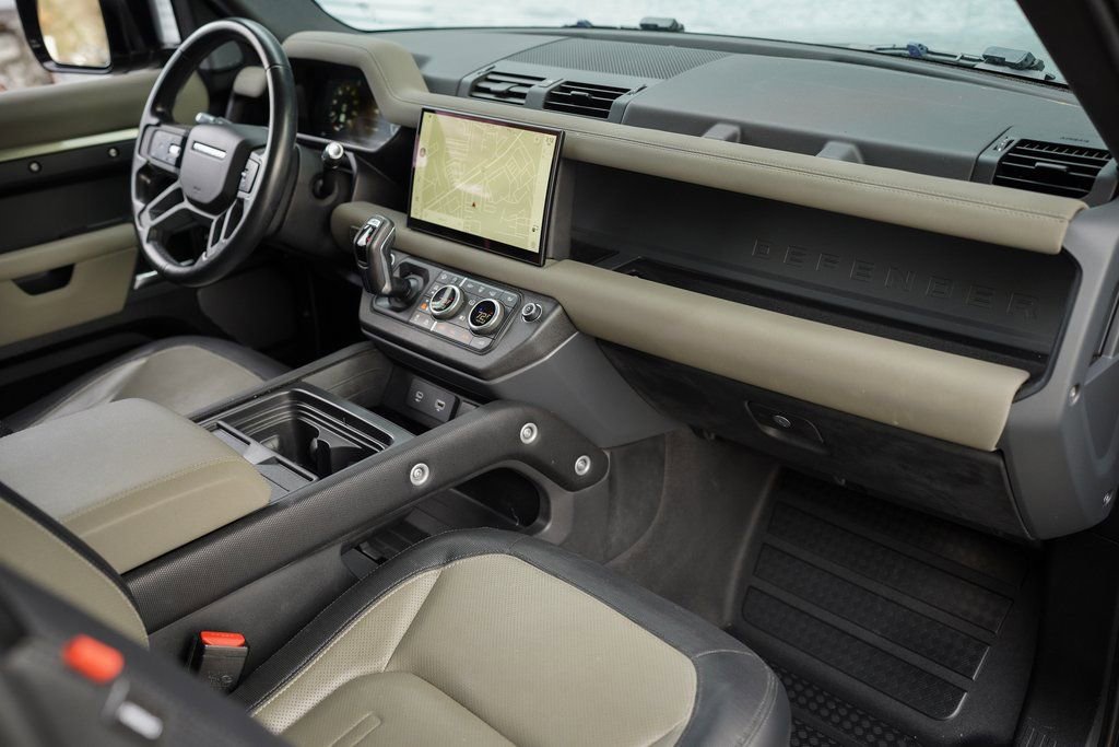 2022 Land Rover Defender 90 X-Dynamic S