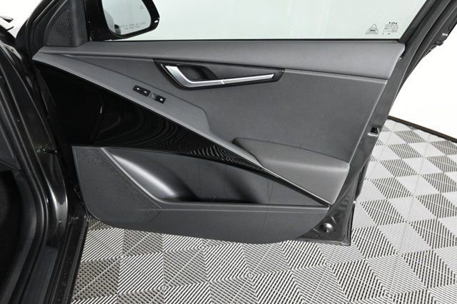 2025 Kia Niro EX Touring