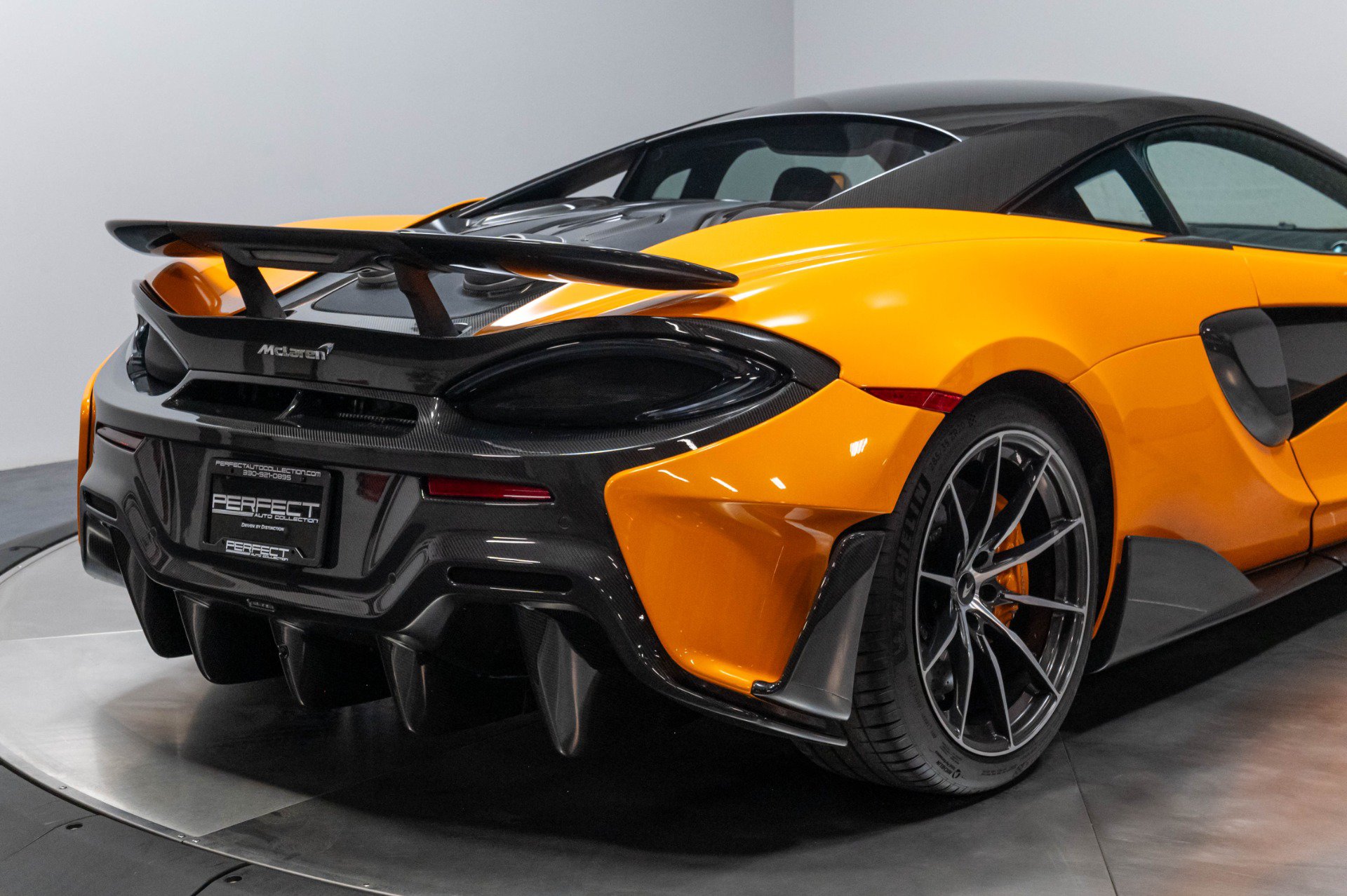 Used 2019 McLaren 600LT photo 18