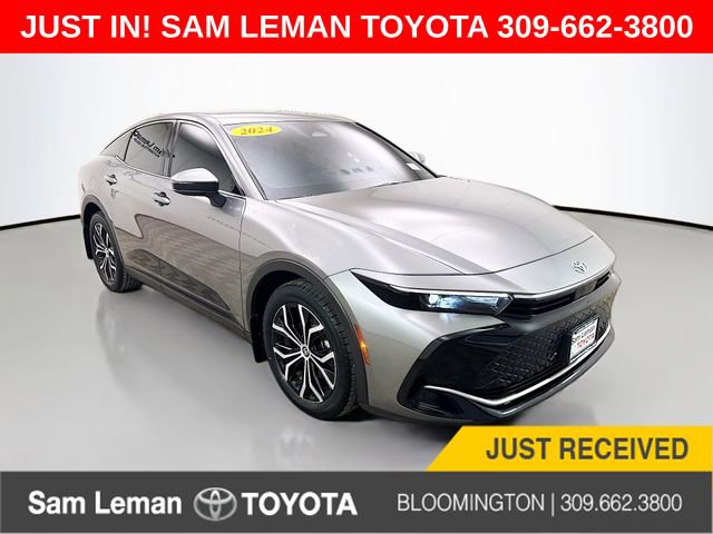 Used 2024 Toyota Crown XLE