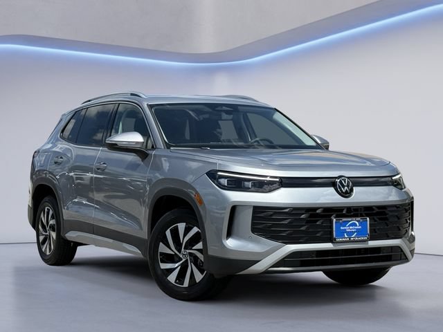 Used 2025 Volkswagen Tiguan S