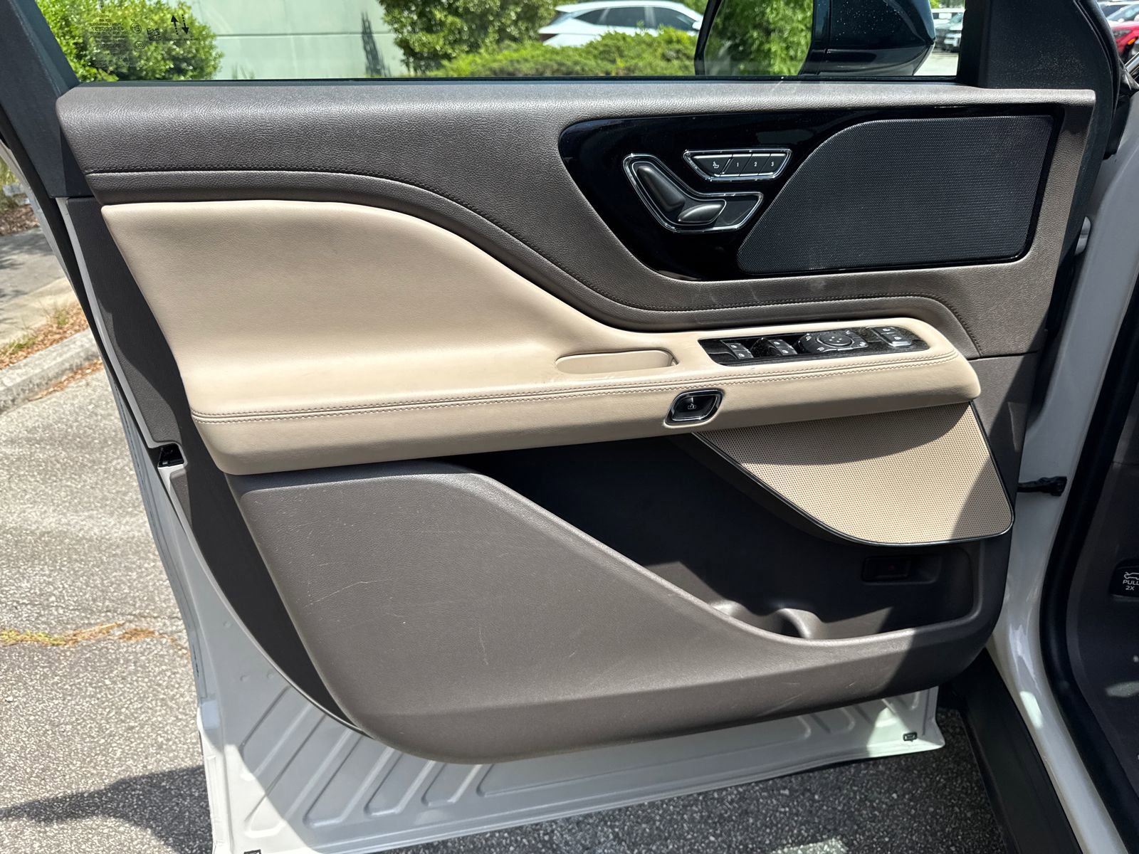 2022 Lincoln Aviator AWD