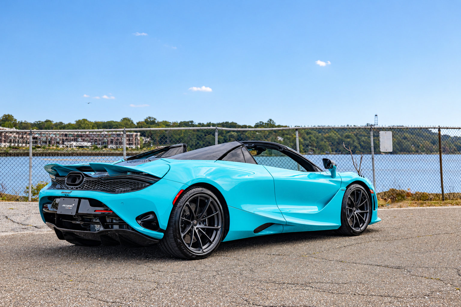 Used 2027 McLaren 750S Spider 4