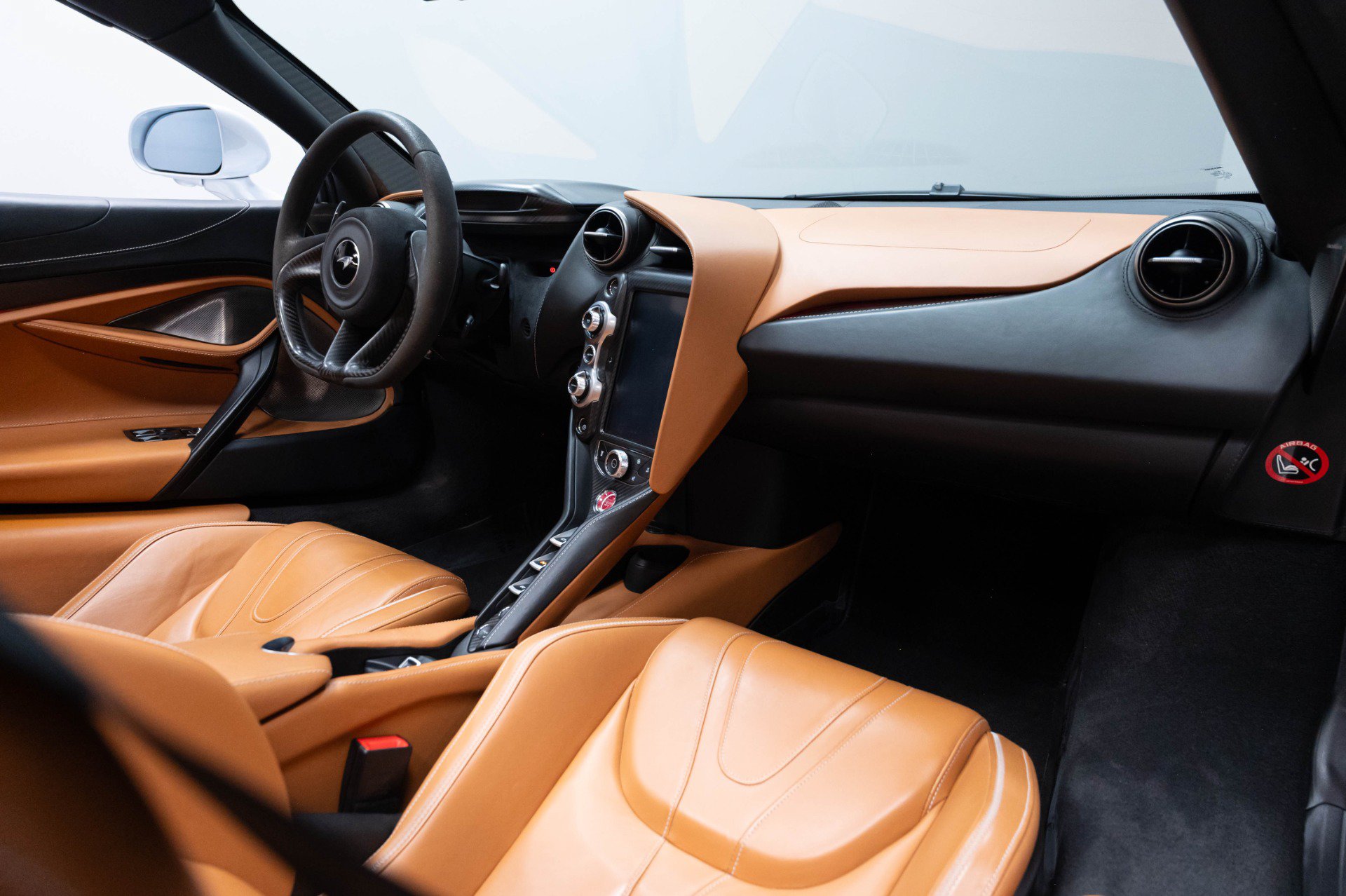 Used 2020 McLaren 720S Luxury photo 34