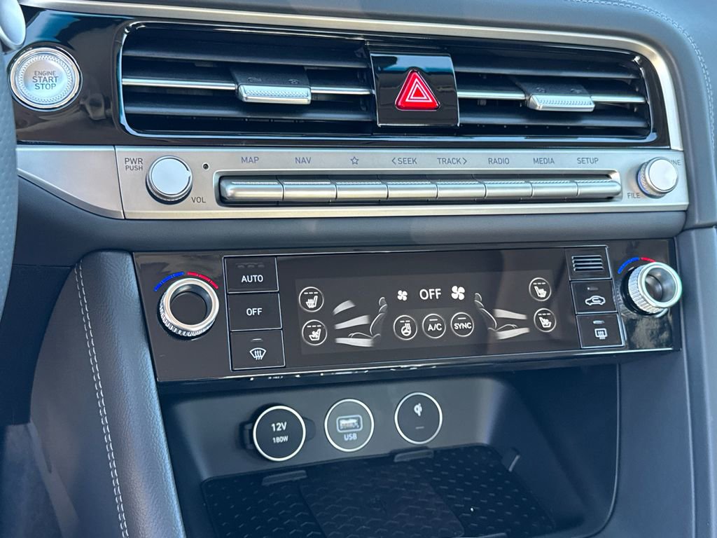 2026 Genesis G70 2.5T Prestige