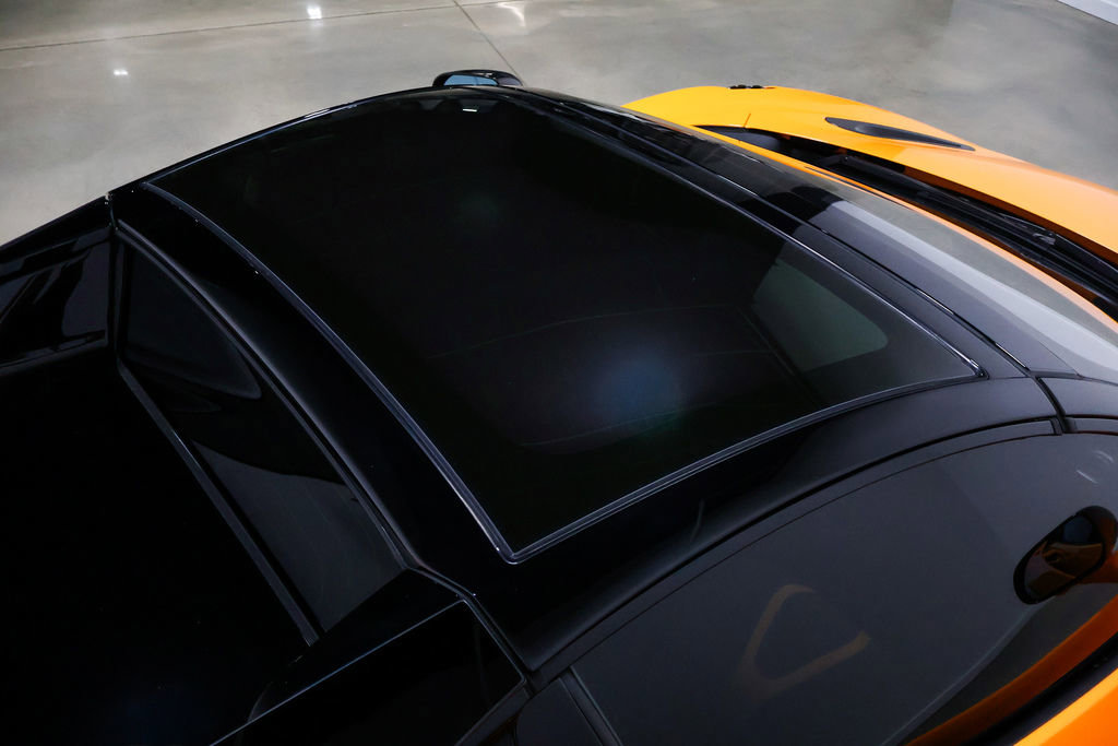 Used 2022 McLaren 765LT photo 28