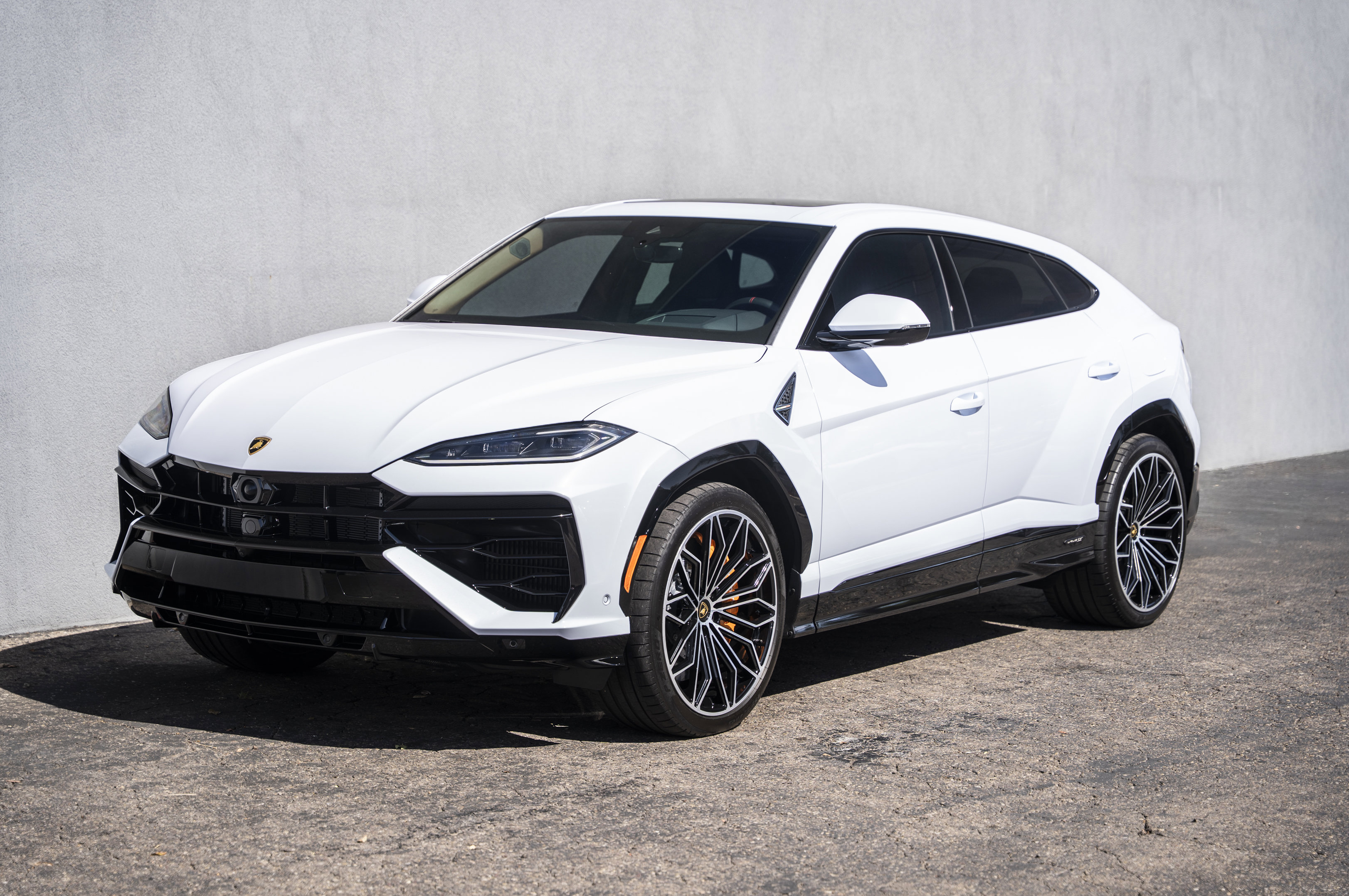 Used 2025 Lamborghini Urus SE