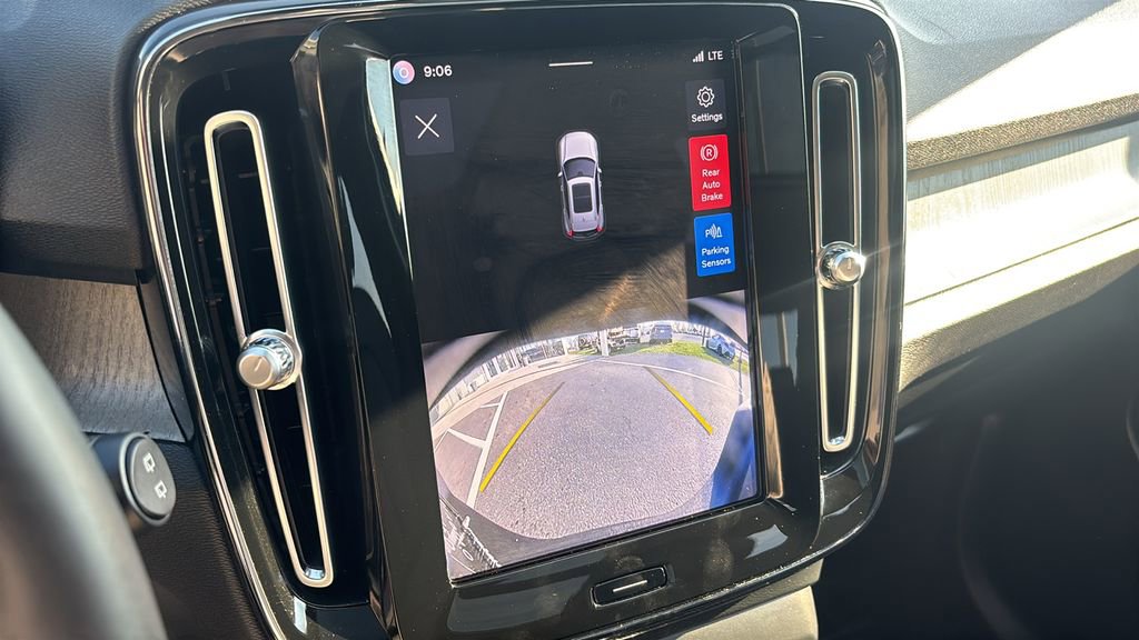 2024 Volvo Xc40 B5 Core