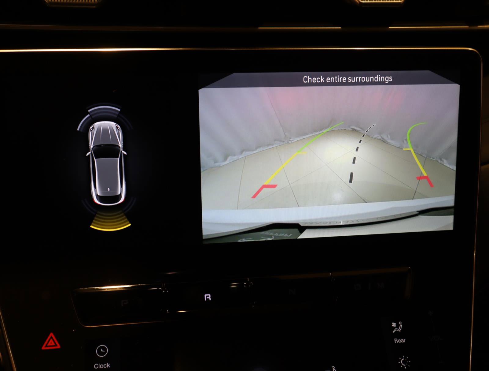 2026 Maserati Grecale Modena