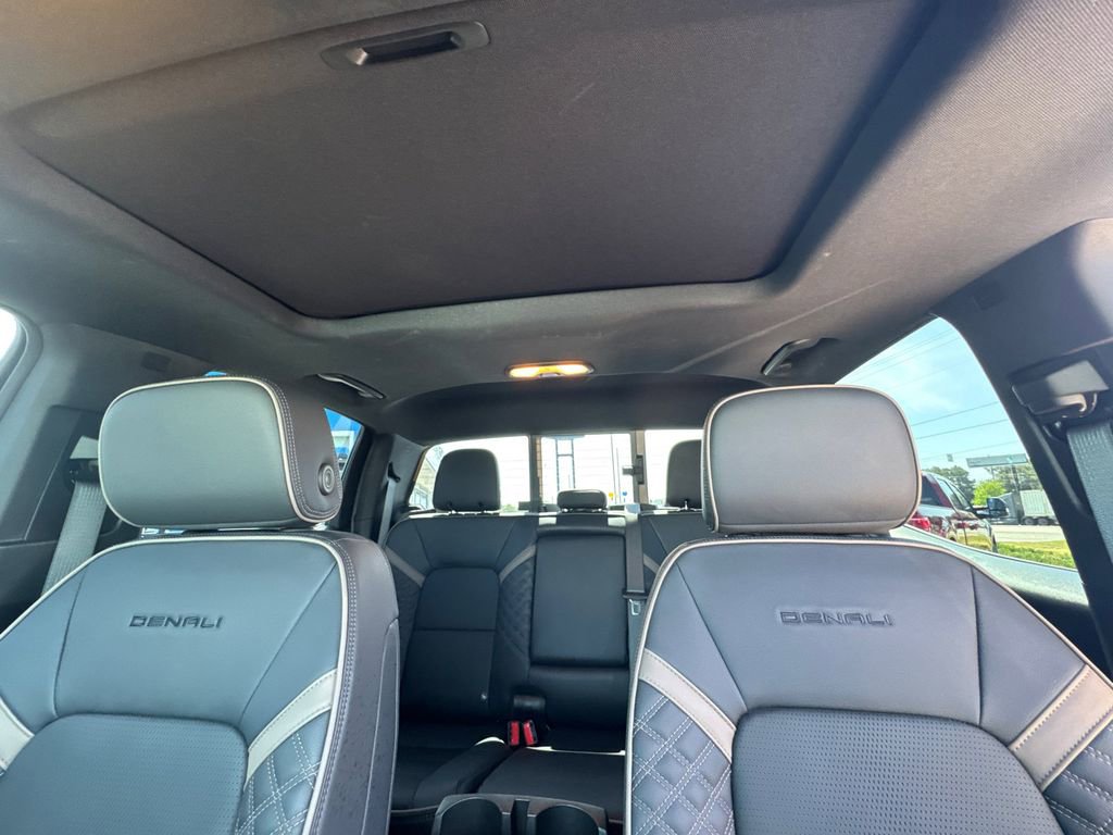 2024 GMC Canyon Denali
