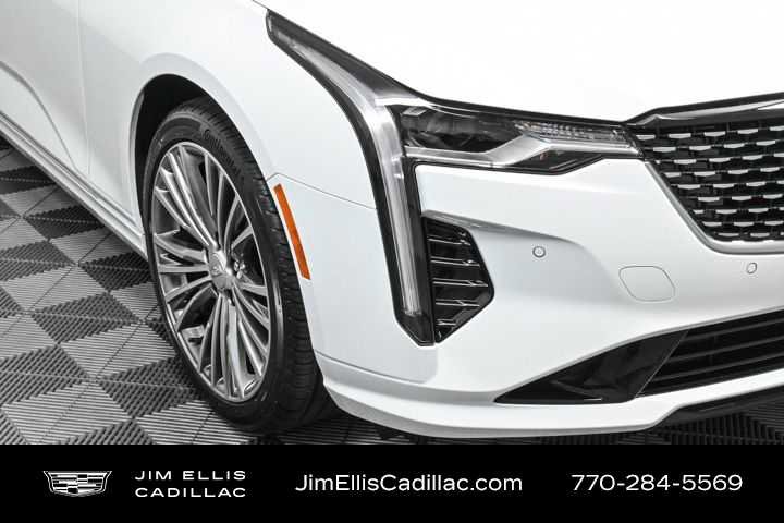 2025 Cadillac CT4 Premium Luxury