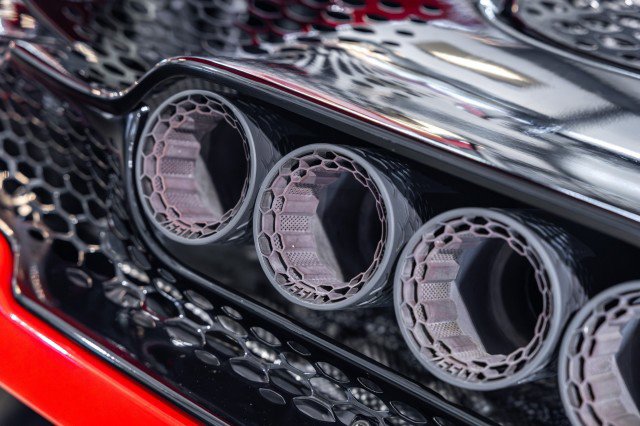 Used 2021 McLaren 765LT photo 23