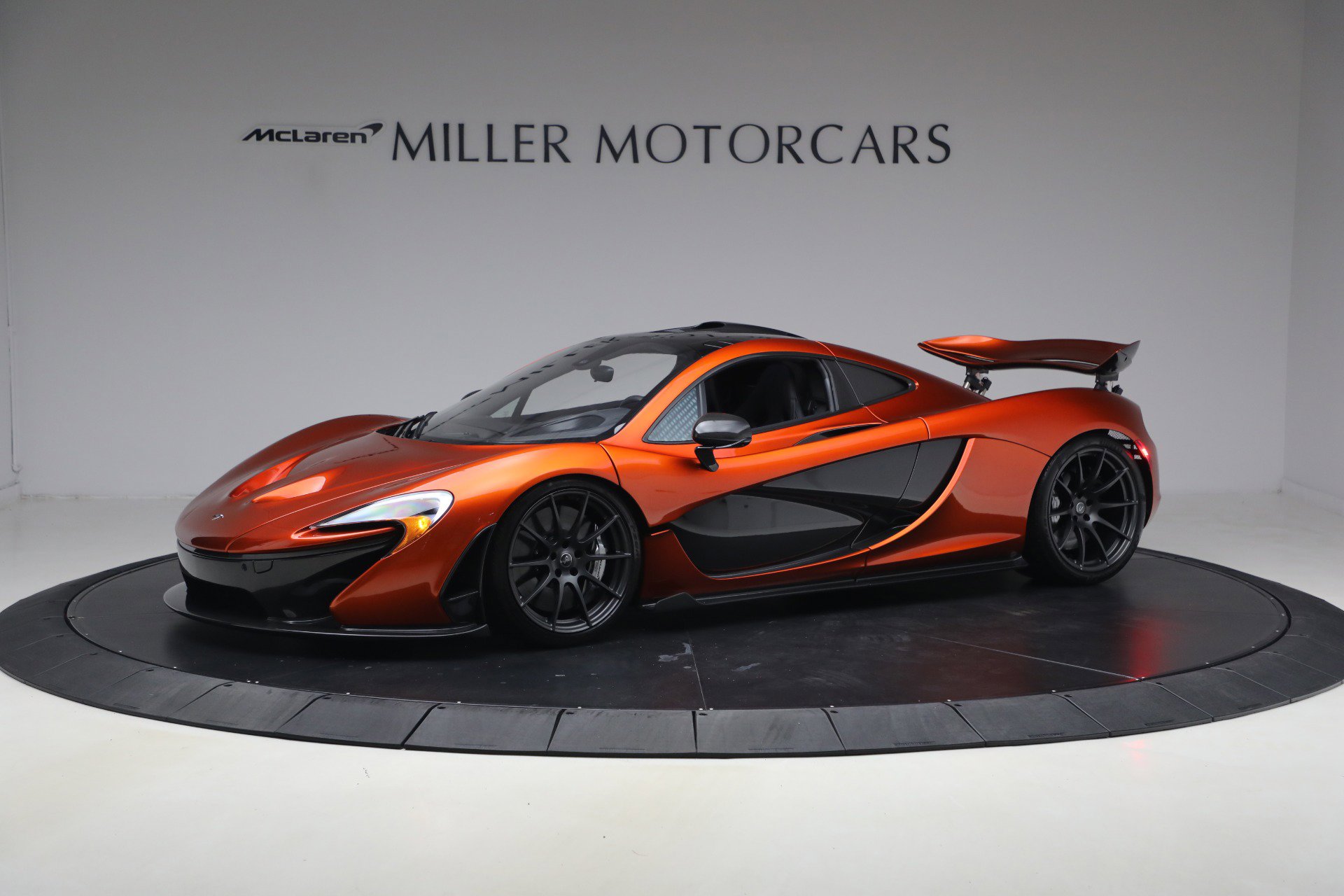 Used 2015 McLaren P1 photo 2