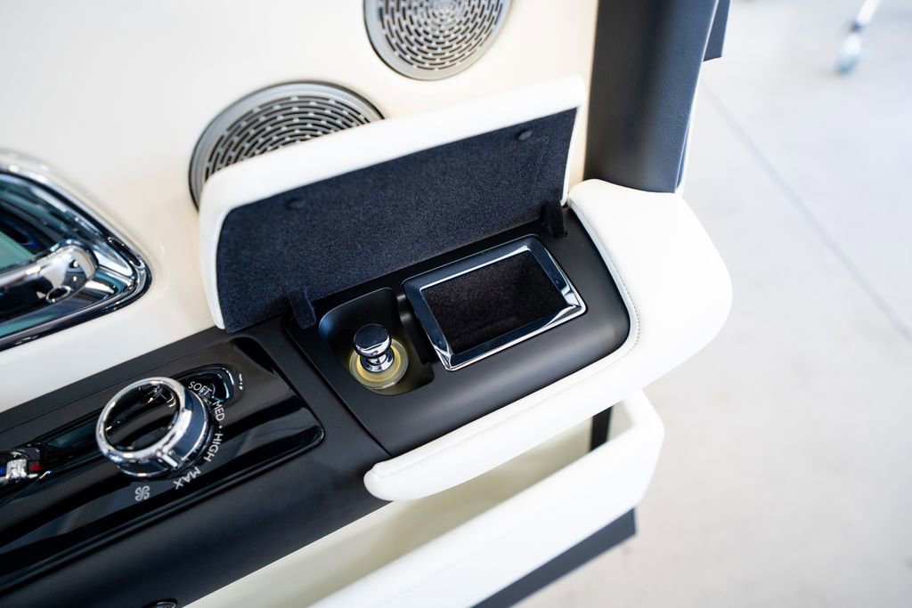 2019 Rolls-Royce Phantom Sedan